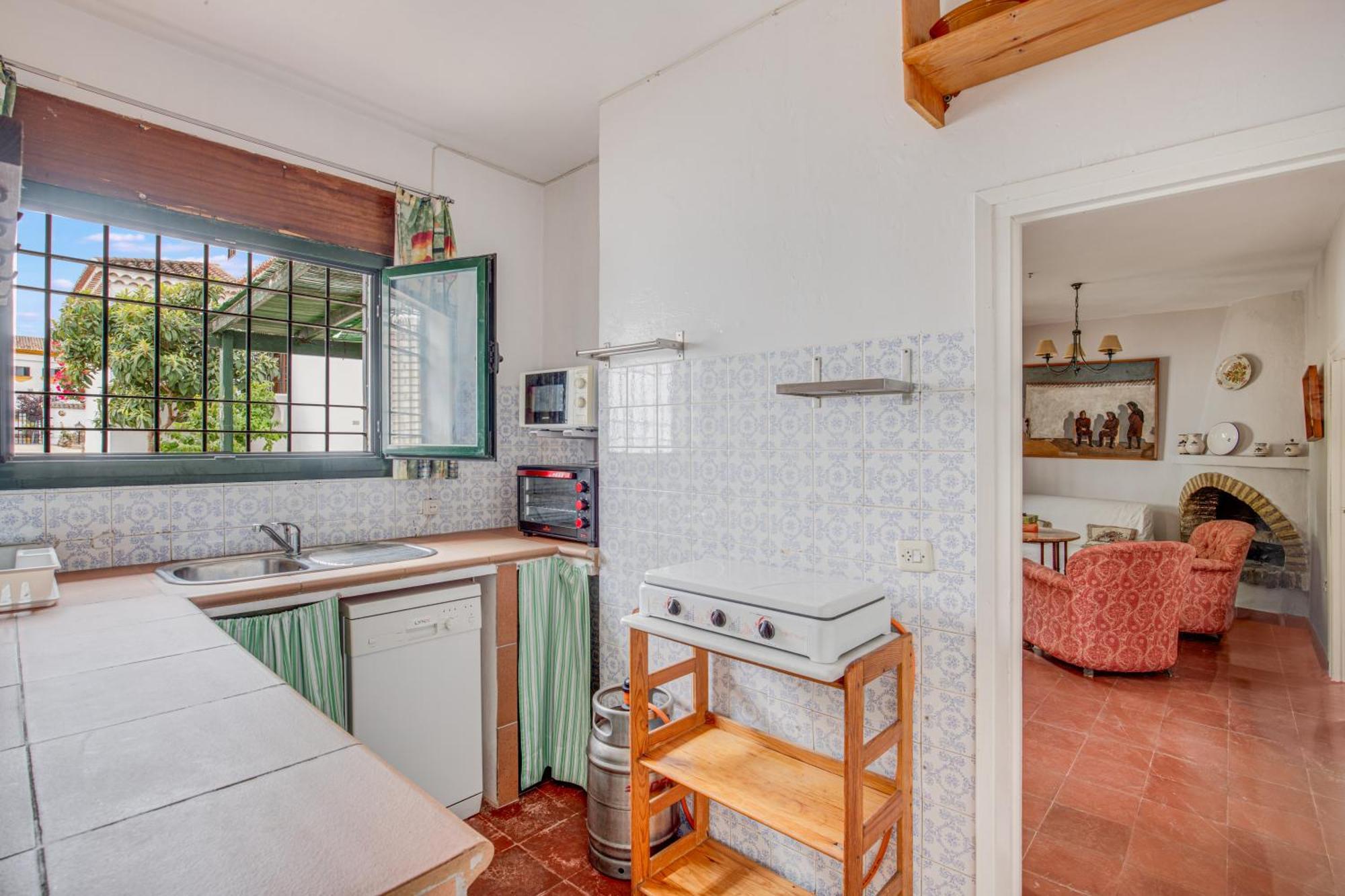 -iponubahomes- Centrica Casa Con Jardin Y Chimenea Casa de vacances Baena