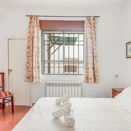 -Iponubahomes- Centrica Casa Con Jardin Y Chimenea Baena Zewnętrze zdjęcie